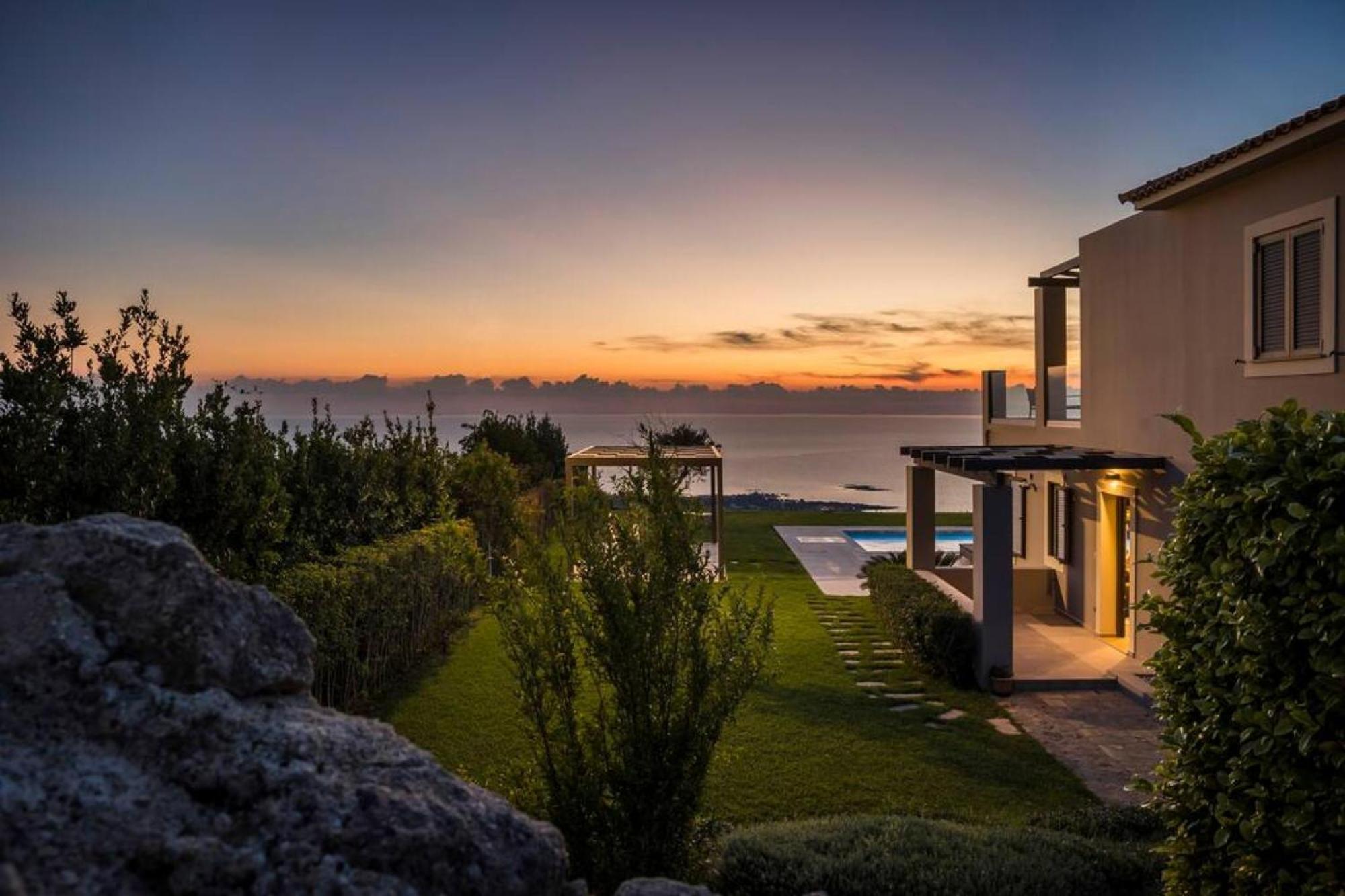 Villa Grande Azzurro In Lakíthra Exterior foto