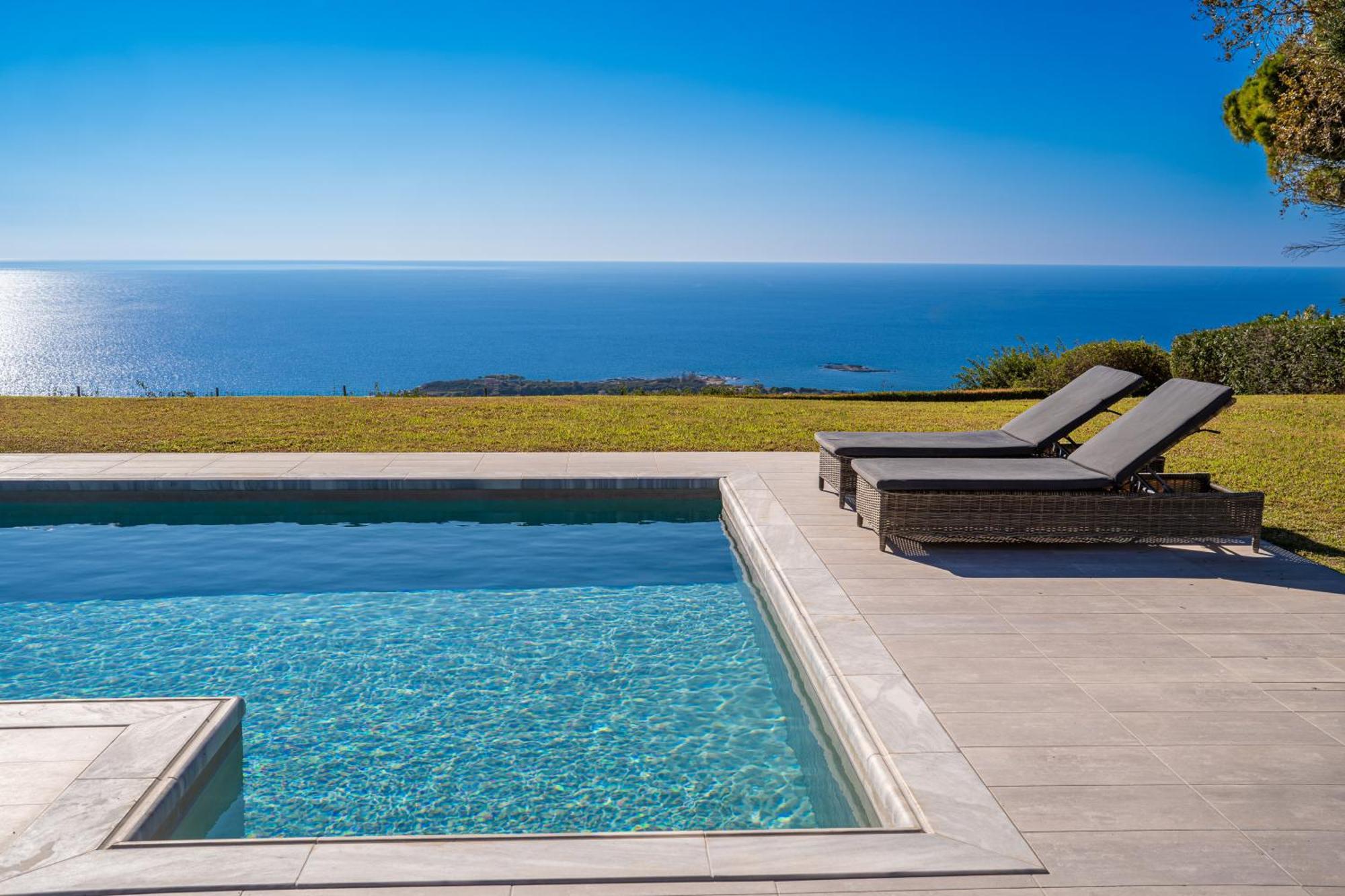 Villa Grande Azzurro In Lakíthra Exterior foto